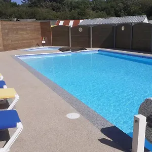 3* Camping West